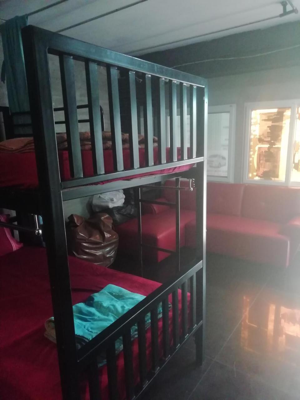 Neverland Dorm Phi Phi-öarna Rum bild